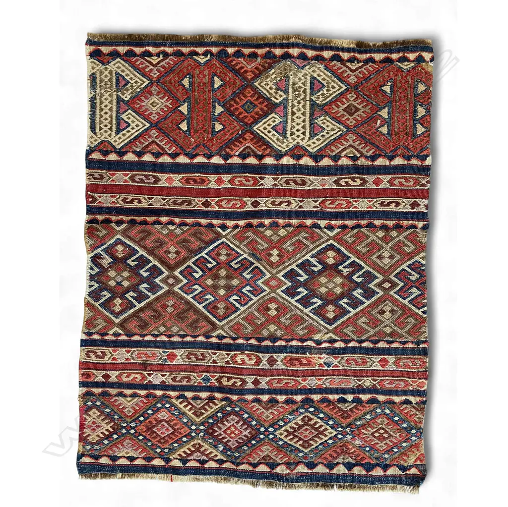 Bag Face – wool, - Taurus Mountains)flatweave with supplementary weft - hooked lozenge pattern - plain tassels. 81 x 63cm Image 1++